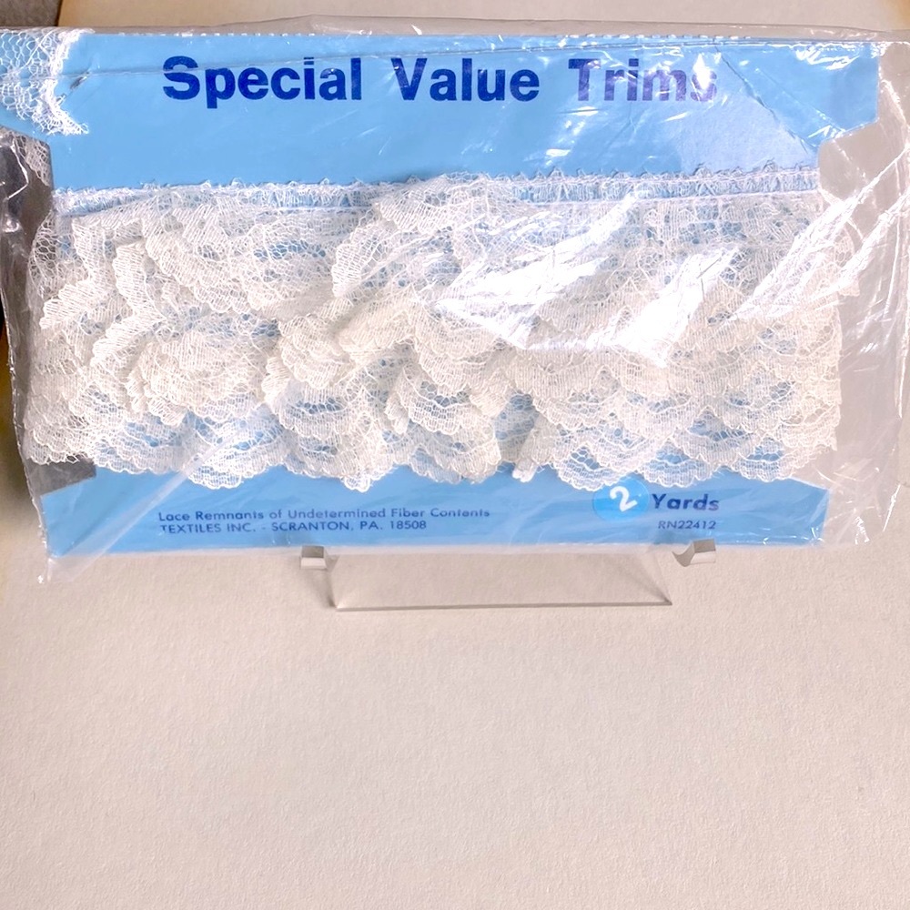 Vintage Sealed Pack Of Special Value White Floral Lace Ruffle Trim Edging 2 Yard